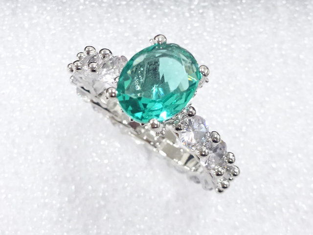 JAPANESE KIMONO / ANTIQUE COLORED STONE RING (SIZE 19)